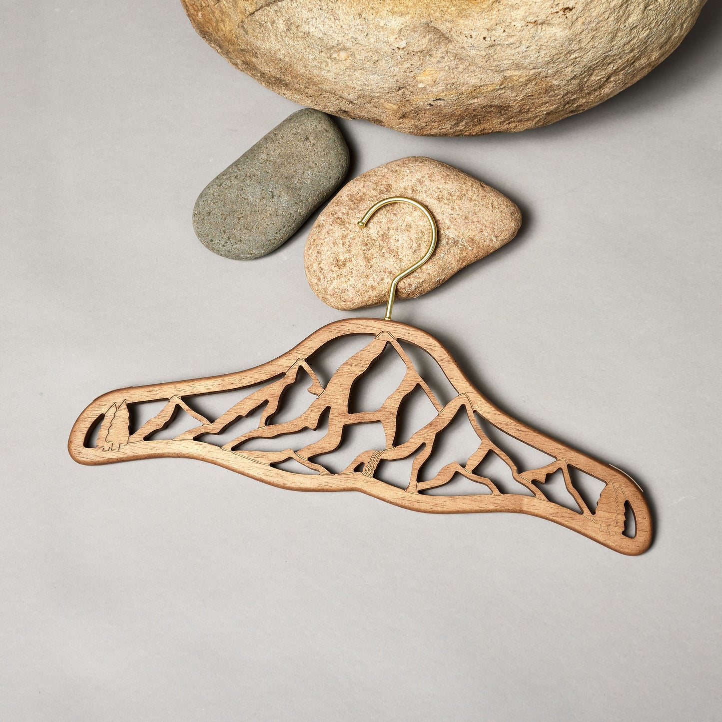 THE UPLEVEL SET - 25 HANGERS