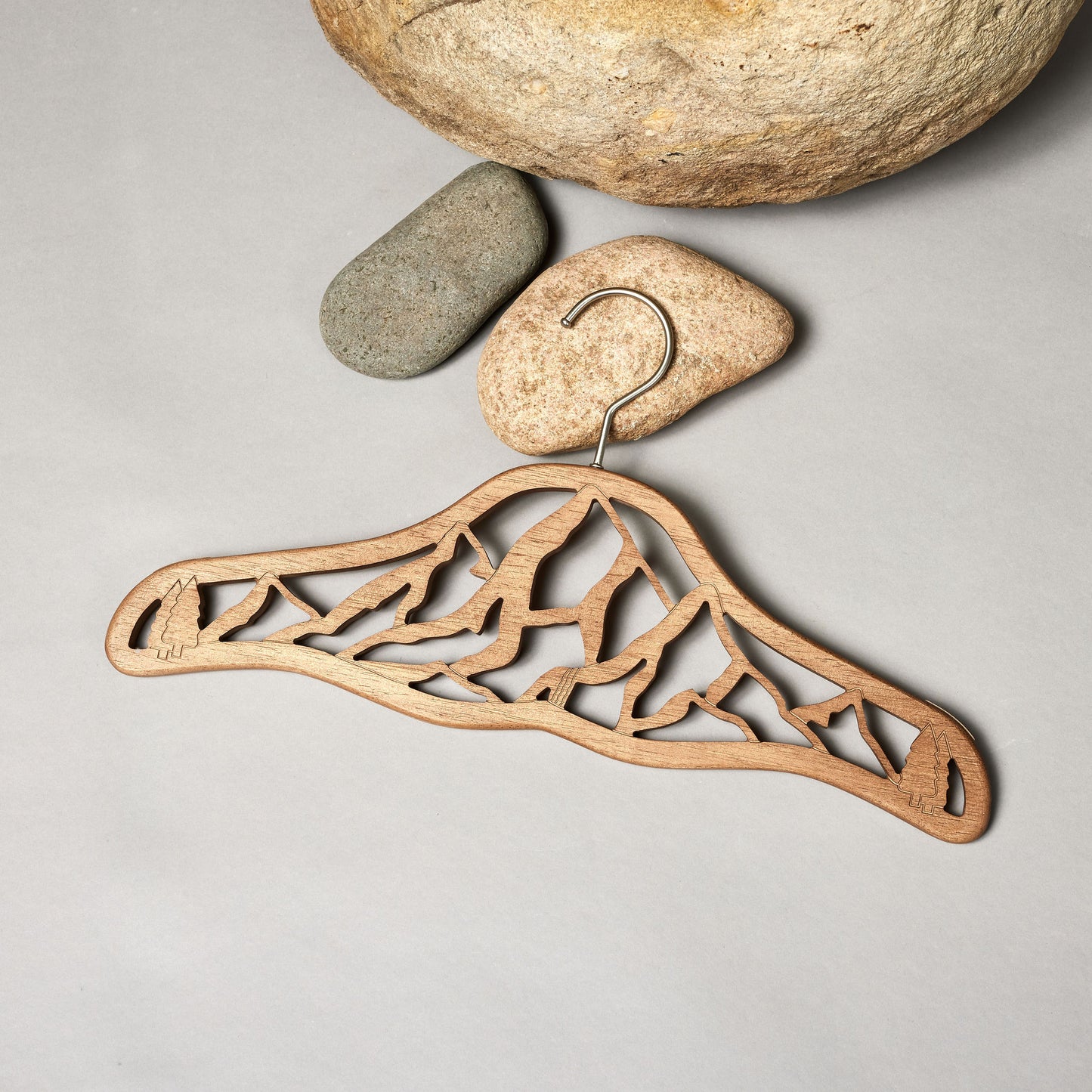THE UPLEVEL SET - 25 HANGERS