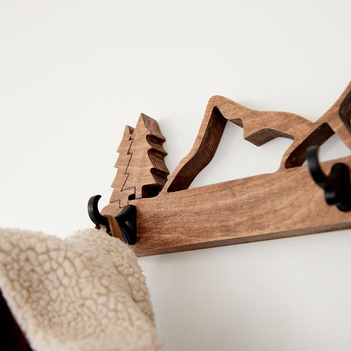 MOUNTAIN COAT RACK